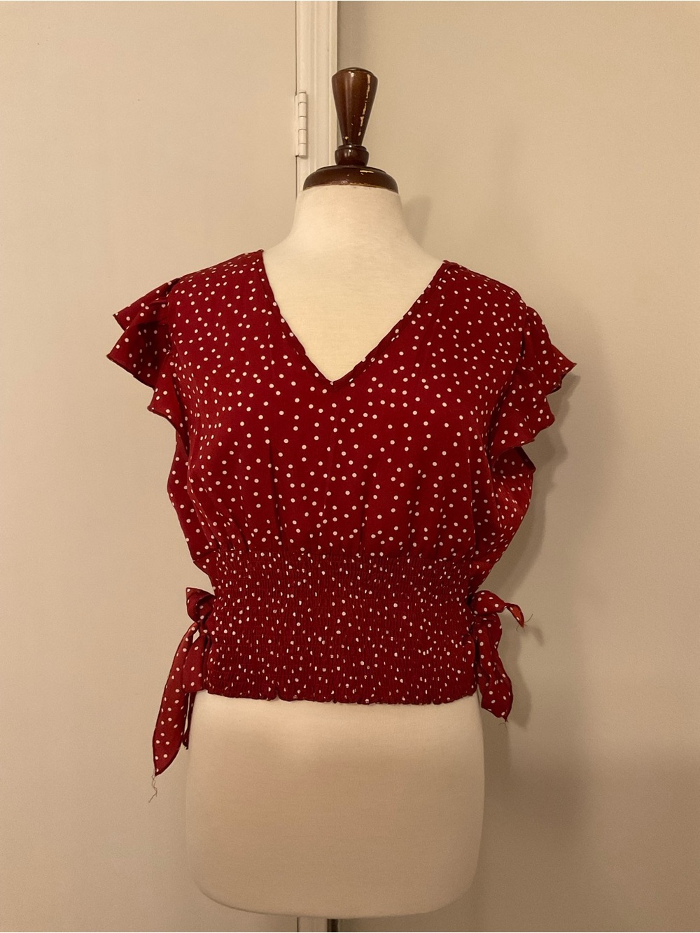 SHEIN Burgundy Polka Dot V-Neck Smocked Waist Top